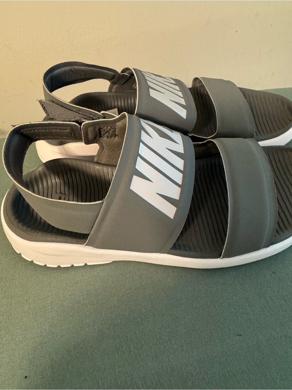 Nike Women Gray Logo Strap Sandals - Picture 2 of 4